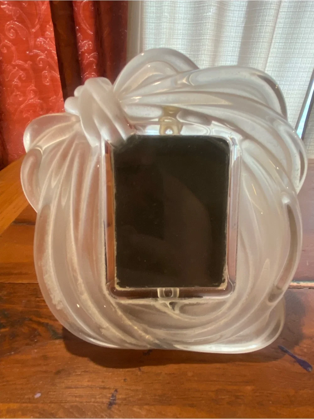 Mikasa Crystal LoveKnot Ribbon and Bow Picture Frame - Frosted